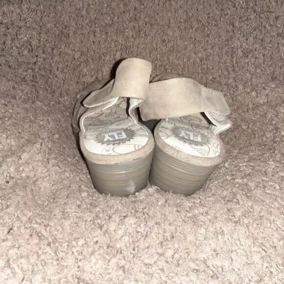 FLY LONDON-Yakin-Taupe Nubuck Leather Slingback Wedges-SZ 41-9.5-Near Mint - Picture 5 of 7